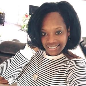 Meet your Posher, Yolanda